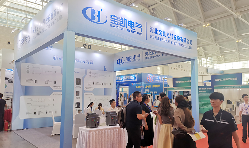 暴擊行業(yè)天花板！寶凱電氣硬核技術(shù)亮相天津清潔能源展，引央視記者及能源產(chǎn)業(yè)巨頭現(xiàn)場(chǎng)“挖寶”